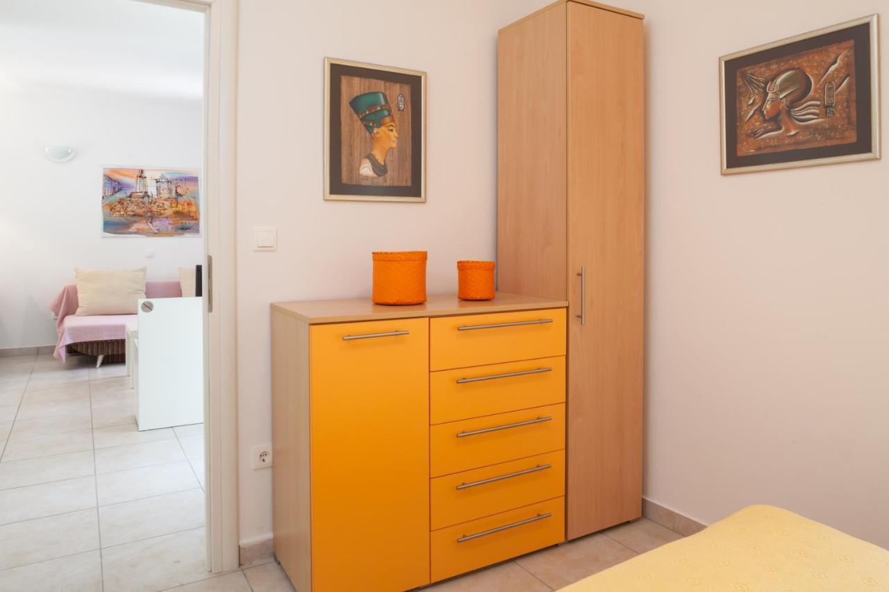 Apartment Bura 1 Makarska Eksteriør bilde